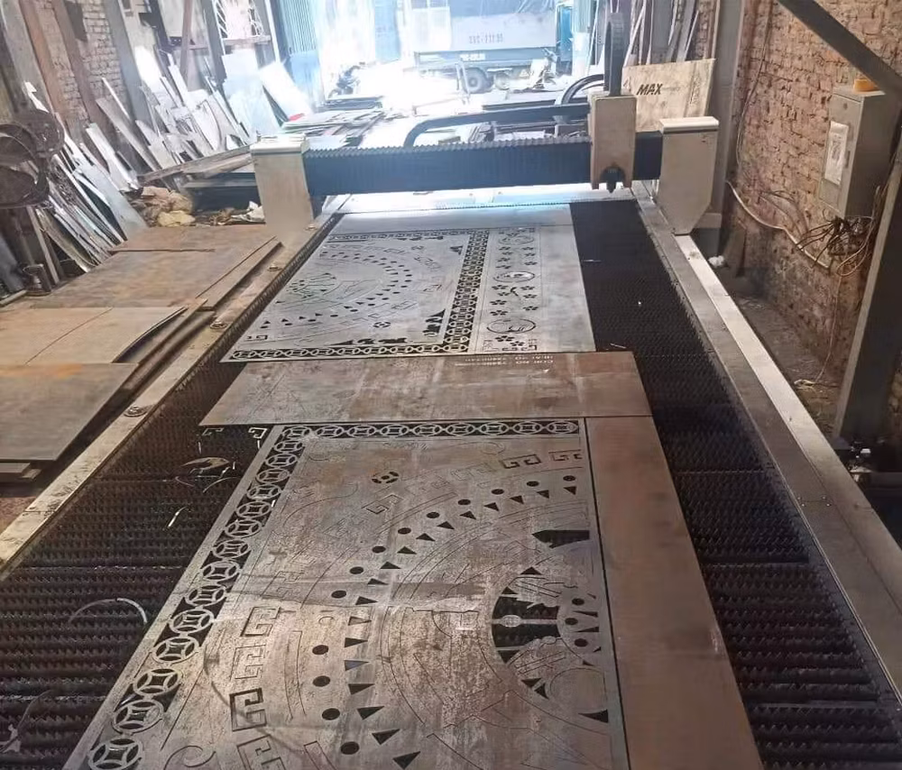 One Stroke Flying Cutting Function Single Table 8000W Steel Laser Cutter