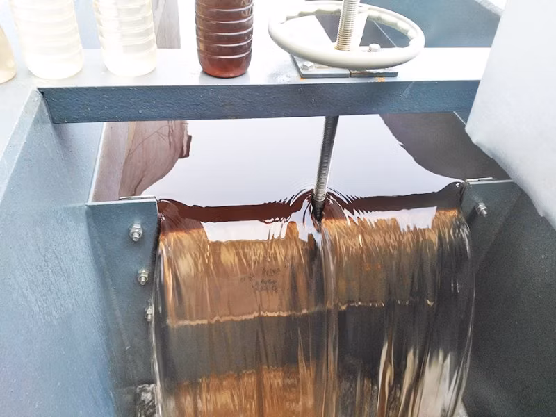 Multiphase Mixture Dissolved Air Flotation for Oily Wastewater Treatment