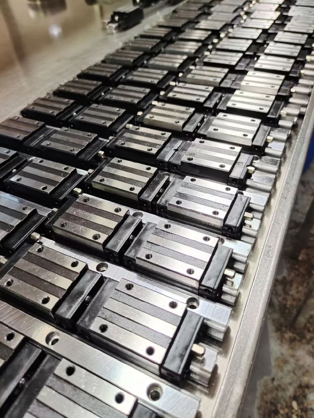 High Performance Precision Linear Motion Guide with Factory Direct Price