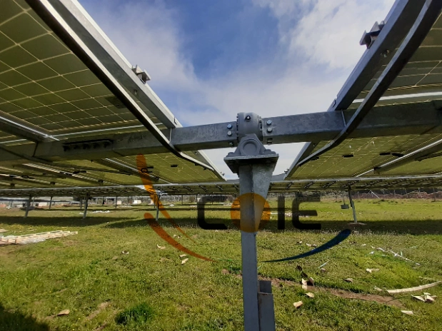 Best Selling Customized Automatic Tracking Solar Single Axis Solar Tracker