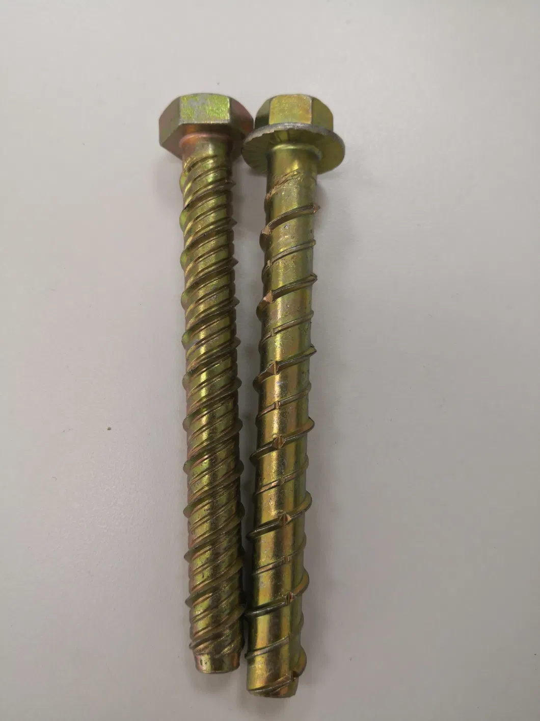 Self Tapping Anchor Bolt for Concrete