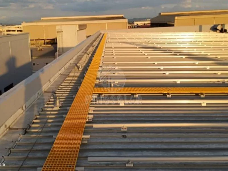 Aluminum Can Customized Rail for PV Solar Mounting System