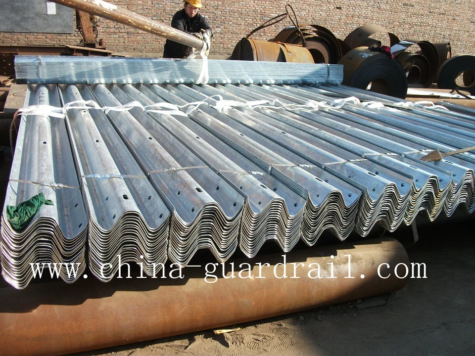 Road Safety Defensas Metalicas Galvanized Steel W/Thrie Beam Guard Rail