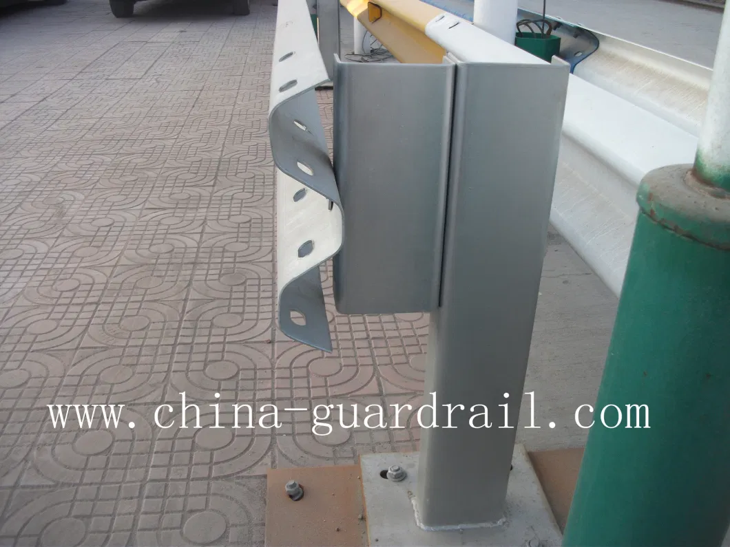 Road Safety Defensas Metalicas Galvanized Steel W/Thrie Beam Guard Rail