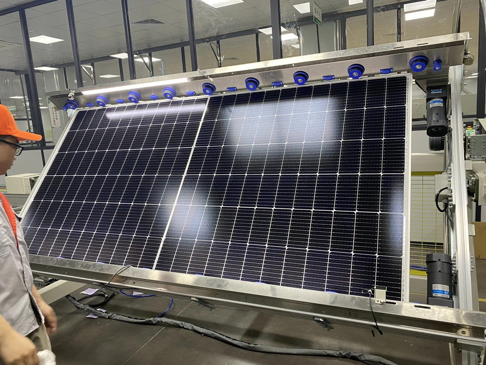 Design Design Mono 550W 600W Black Solar Panel with Mc4 Connectors Mono 400W 455W 550W 600W Full Black Solar Panel