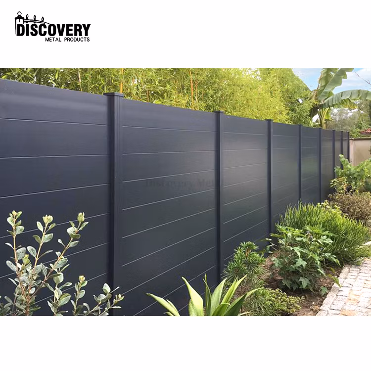 Outdoor Aluminum Garden WPC Fence Panel Privacy Fence with Horizontal Slats
