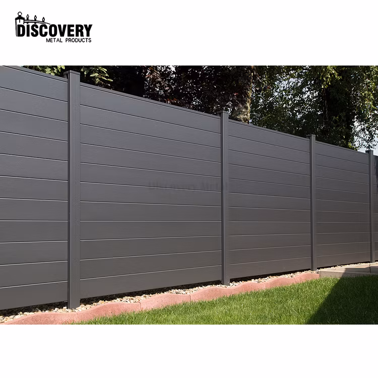 Outdoor Aluminum Garden WPC Fence Panel Privacy Fence with Horizontal Slats