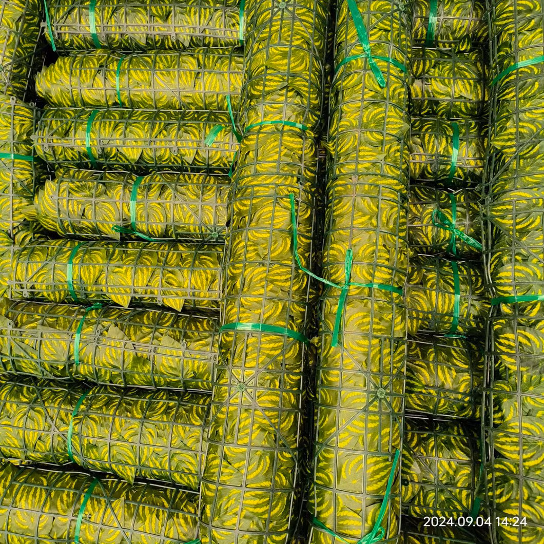 Lush 1m*3m Green Artificial IVY Hedge Green Plastic Plants Fencing Leaf Garden Fence Roll for Outdoor Privacy and Decoration