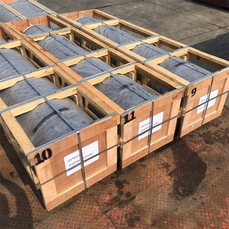 High Power Graphite Electrode with Nipple UHP Graphite Electrode for Eaf Electric Arc Furnace