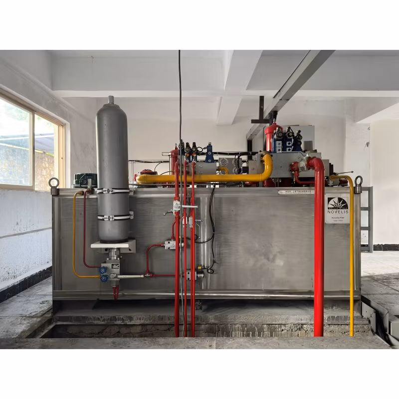 Flow Chute Which Has a Double Function: Conveying and Heat The Flow Channel Has Good Heat Preservation Performance Casting Machine