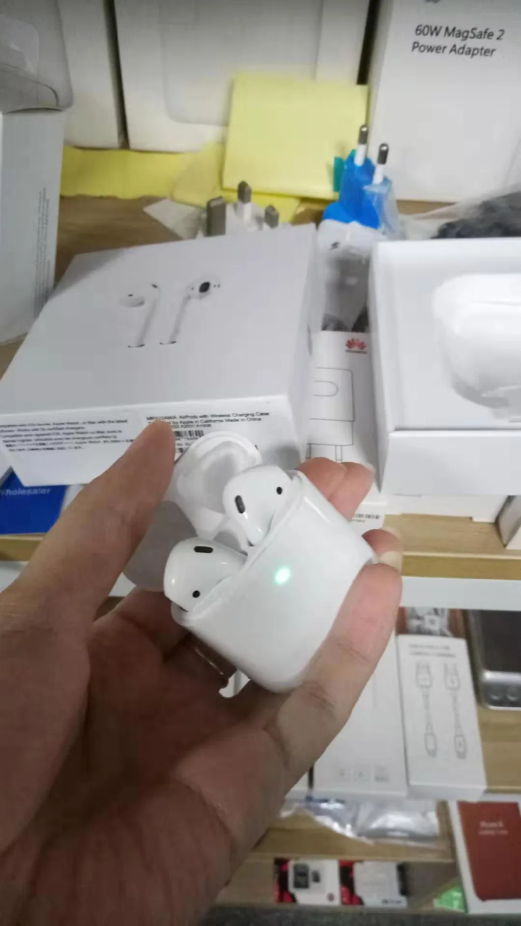 1: 1 Wireless Bluetooth in Ear Earphones 2ND Generation X/Xs/Xs Max/11 Change Name/Location/ Series Number /Wireless Charging Case