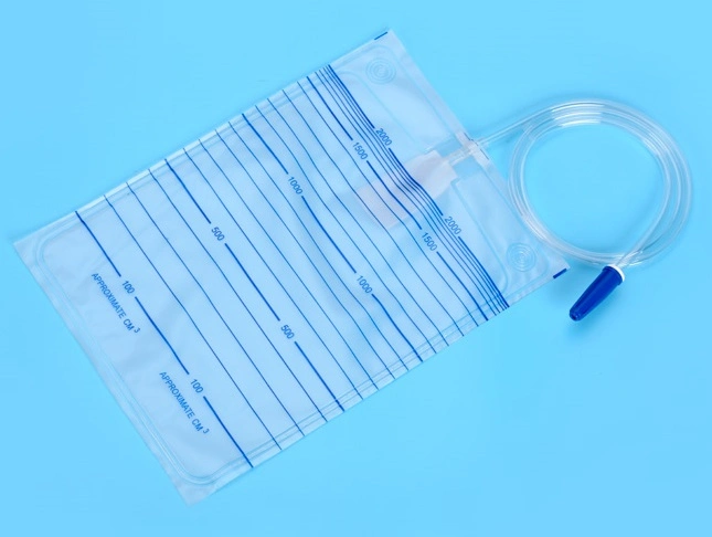 CE Approved 2000ml Disposable PVC Orsterilize Urine Container Urine Drainage Bags with T-Valve