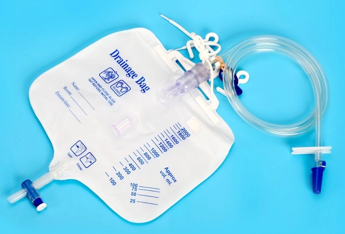 CE Approved 2000ml Disposable PVC Orsterilize Urine Container Urine Drainage Bags with T-Valve