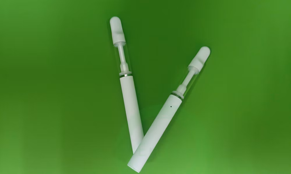 White Color 4*2.0mm Hole Size Vape Pen for Thick Oil Full Ceramic Wholesale 510 Disposable Vaporizer Pen