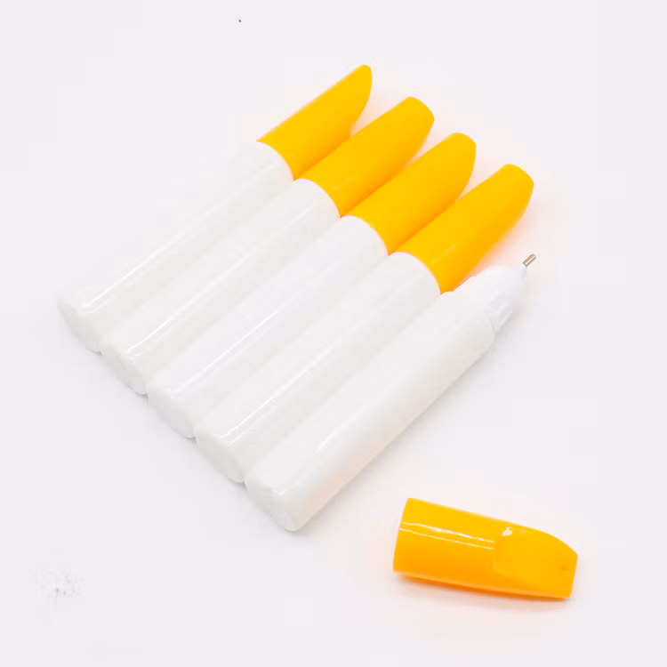 Wholesale Factory Price Refillable Paint Pens Empty 20ml Touch up Empty Paint Marker Packing Pen for Auto Car Repair