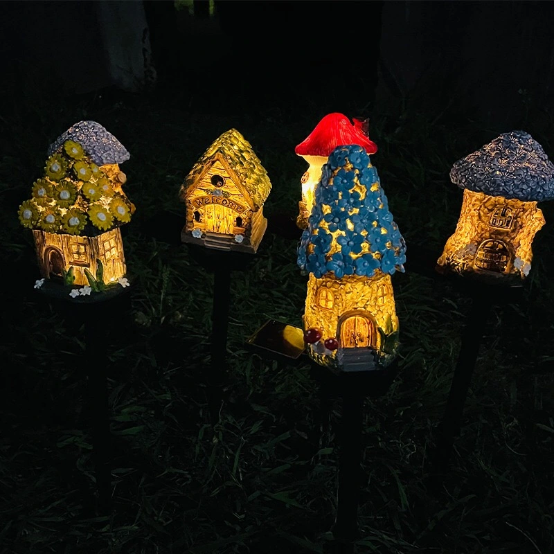 Brand New Products Outdoor Resin Cute Solar Lights House Garden Pathway Stake Resin Solar Lights Garden Decoration Lawn Lights