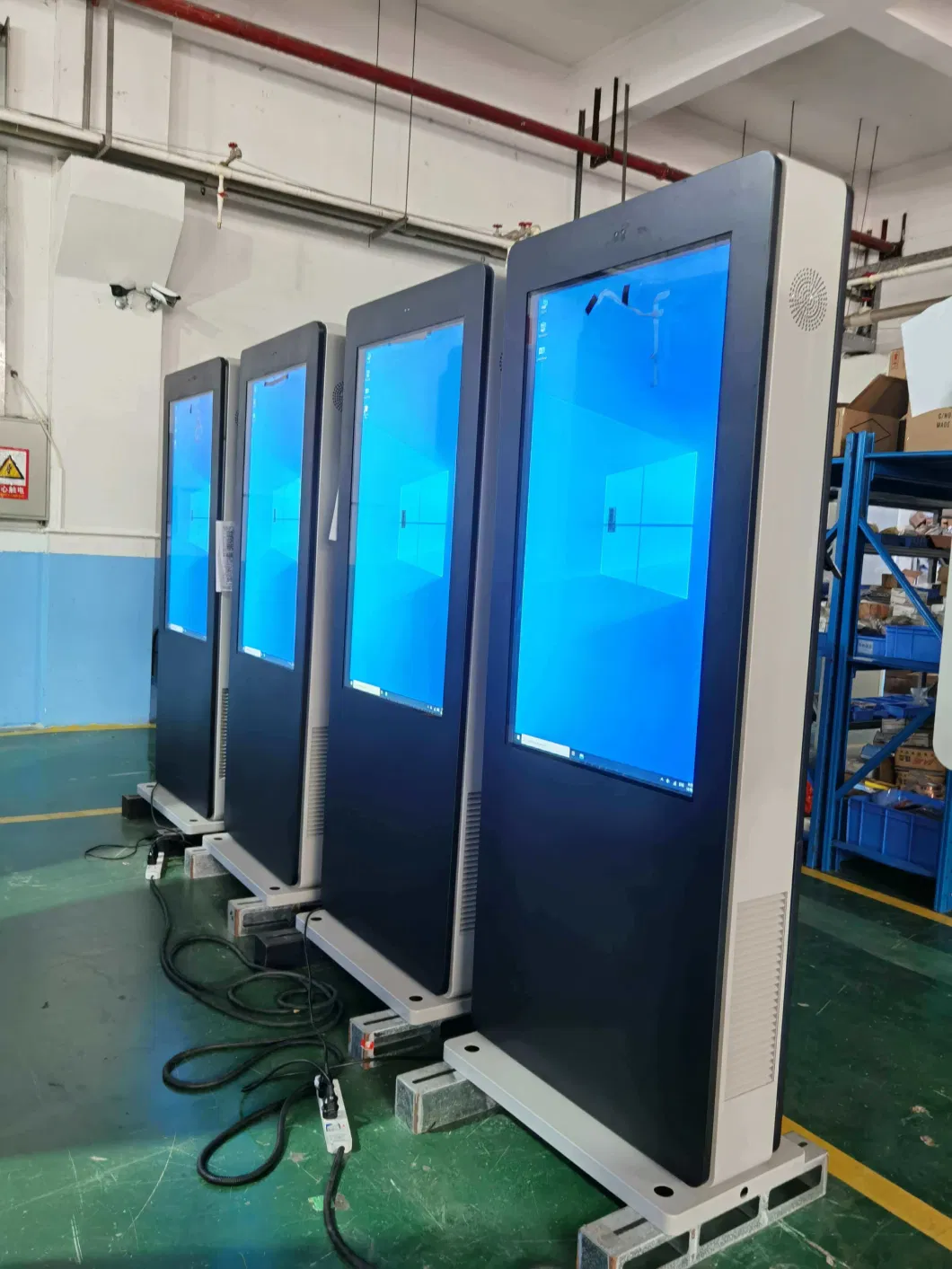 China Factory Price Floor Standing Rotating Indoor 55 Inch Touch Screen LCD Advertising Display Digital Signage