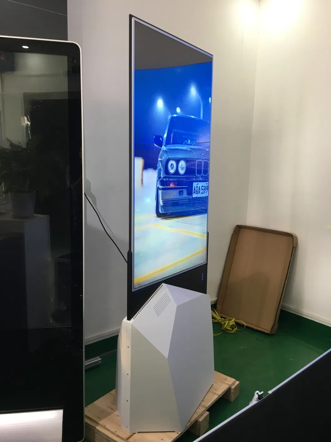 Flexible OLED Display Portable Digital Signage 5g