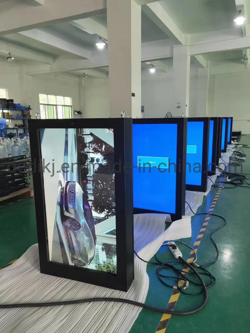 Waterproof Touch Display, 43inch LCD Screen Advertising Outdoor Digital Signage Price