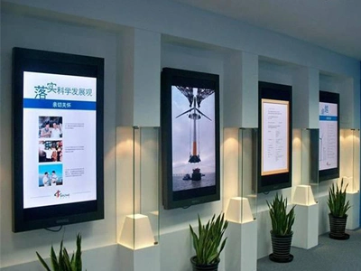 15.6&quot; Pcap Touch Screen Wall Mounted Digital Signage LCD Display