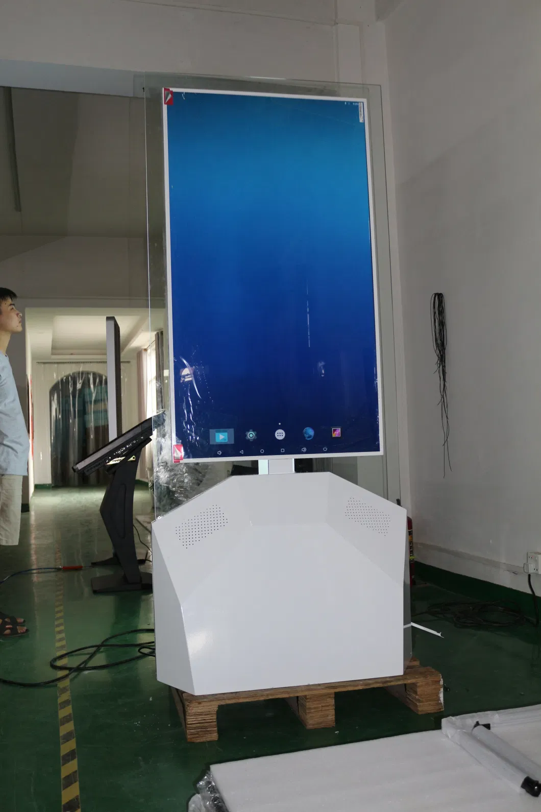 Flexible OLED Display Portable Digital Signage 5g