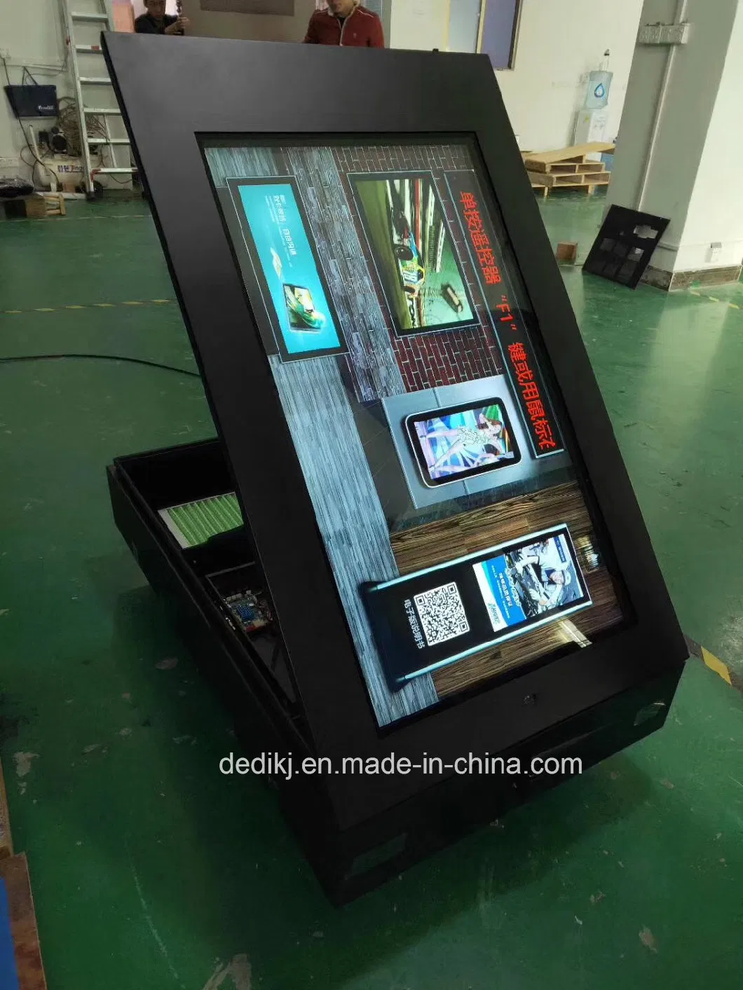 55 &prime;&prime; Outdoor Walll Mount 1500nit LCD Digital Screen for Advertising