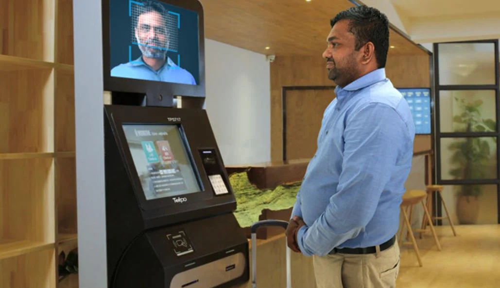 Hotel Self-Service Check-in and Check-out Touch Screen Payment Kiosk