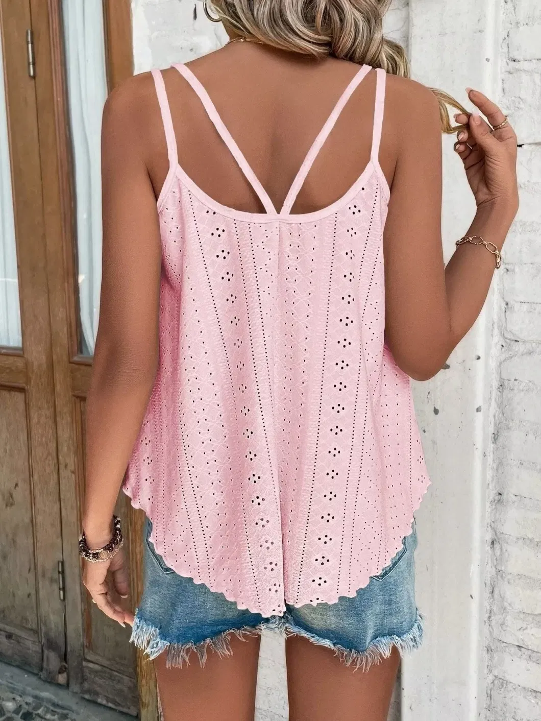 Womens Fashion Tank Tops Eyelet Embroidery Sleeveless Camisole Scoop Neck Loose Casual 2024 Summer Clothes Flowy Shirts