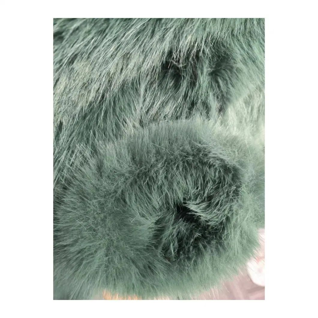 Wholesale Clothes Winter Faux Fur Women&prime;s Short Coat Fashion Fur Coat with Hoodies