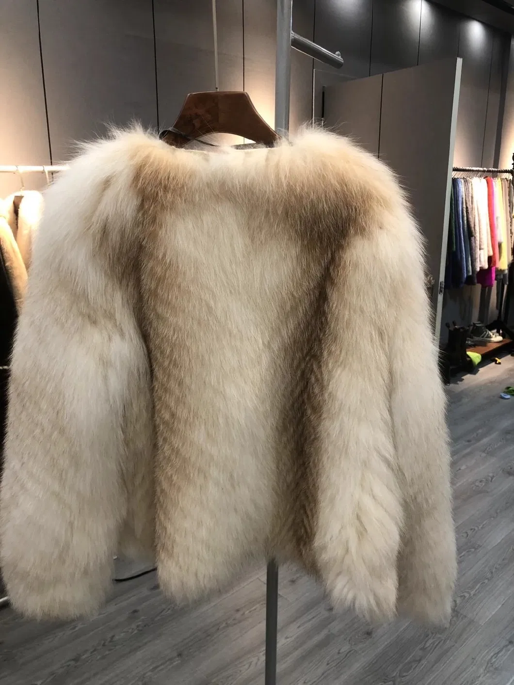 High Quality Women Short White Fox Fur Coats Winter Women Warm Fox Fur Coat