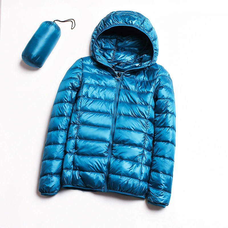 OEM Custom Packable Women Ultra Light Weight Down Jackets for Winter Ladies Bright Blue Hooded Down Jacket Wear