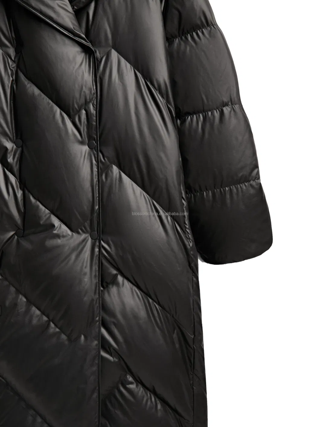 OEM Winter Warm Long Loose Down Padded Jacket for Women with Hood