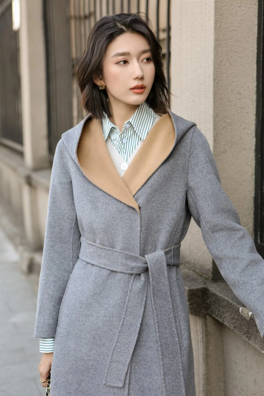 High Quality Ladies Woolen Long Trench Coat for Women