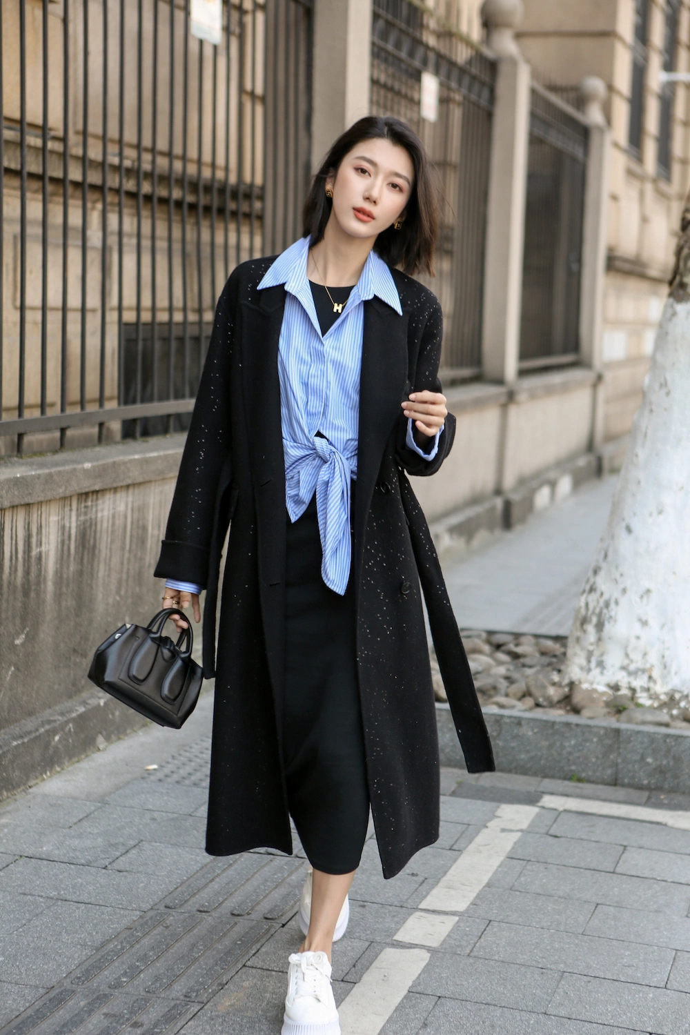 Elegant Fashion Black Woolen Wool Long Coat for Woman with Belt