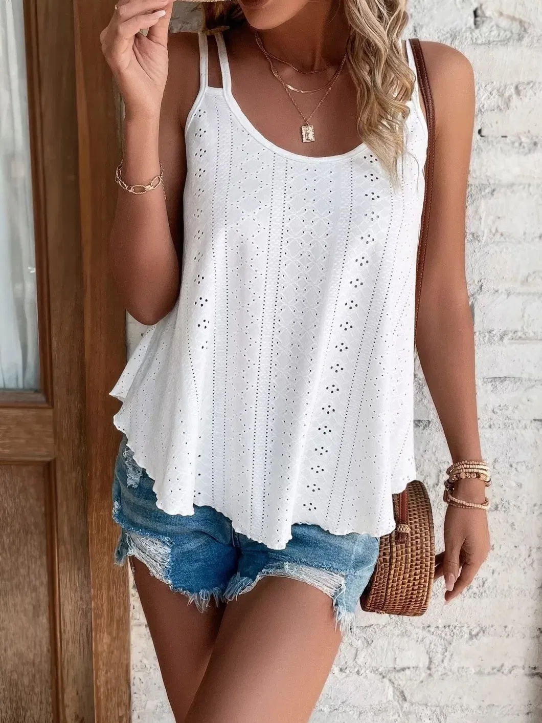 Womens Fashion Tank Tops Eyelet Embroidery Sleeveless Camisole Scoop Neck Loose Casual 2024 Summer Clothes Flowy Shirts