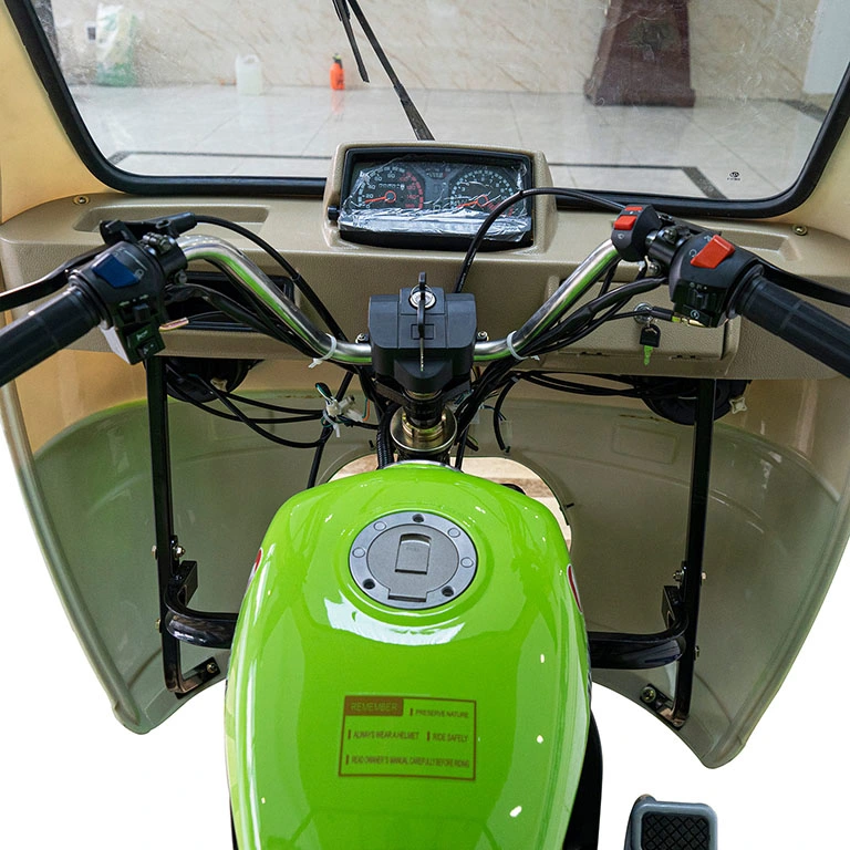 Haiti Gasoline Tuk Tuk Tricycle Taxi for Passenger Big Space CCC Certificate Trike 3 Wheel Motor Tricycle Gas Scooters for Adults Tuc Tuc Motorized Enclosed Cab