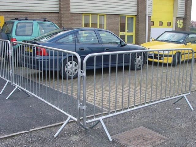 Hot Dipped Galvanized Metal Event Crowd Control Barrier