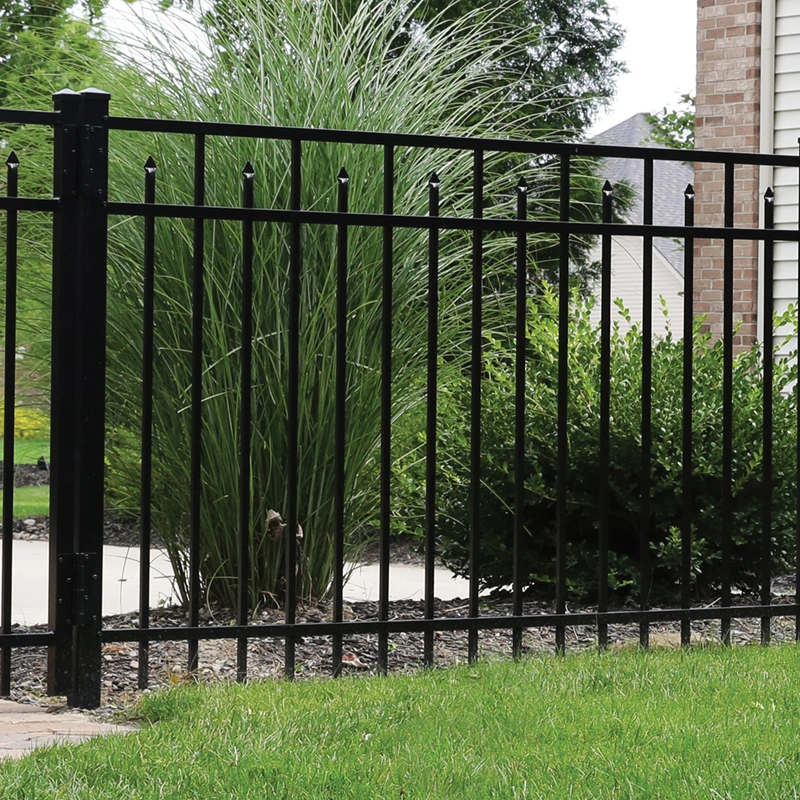 China Directly Supply Garden Pressed Top Metal Fence Residential Tubular Fence