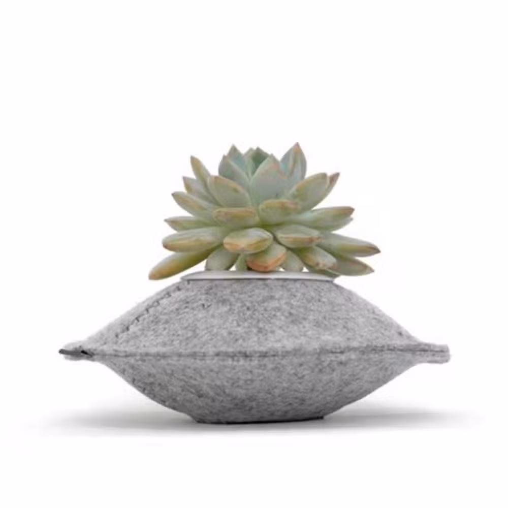 Modern Flower Pots with Original Shapes Decorative Planters Made of Recycled Material Unusual Colorful Planters of 100% Recycled Felt Wyz21949