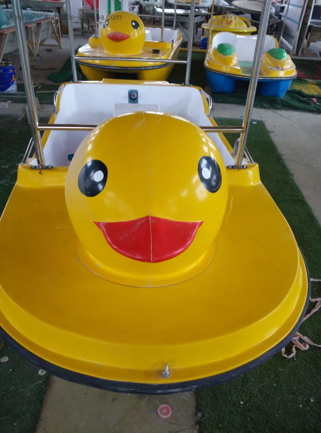 Factory Direct Sale Yellow Duck Shape Pedal 4-Person Boat