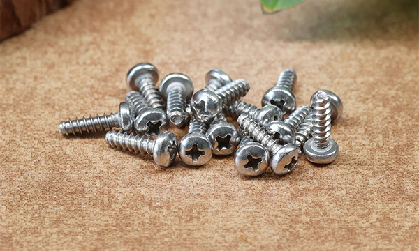 TGR/Tsingri Zinc Plated Carbon Steel10B21 Phillips Pan Head Self Tapping Screws with Flat Point