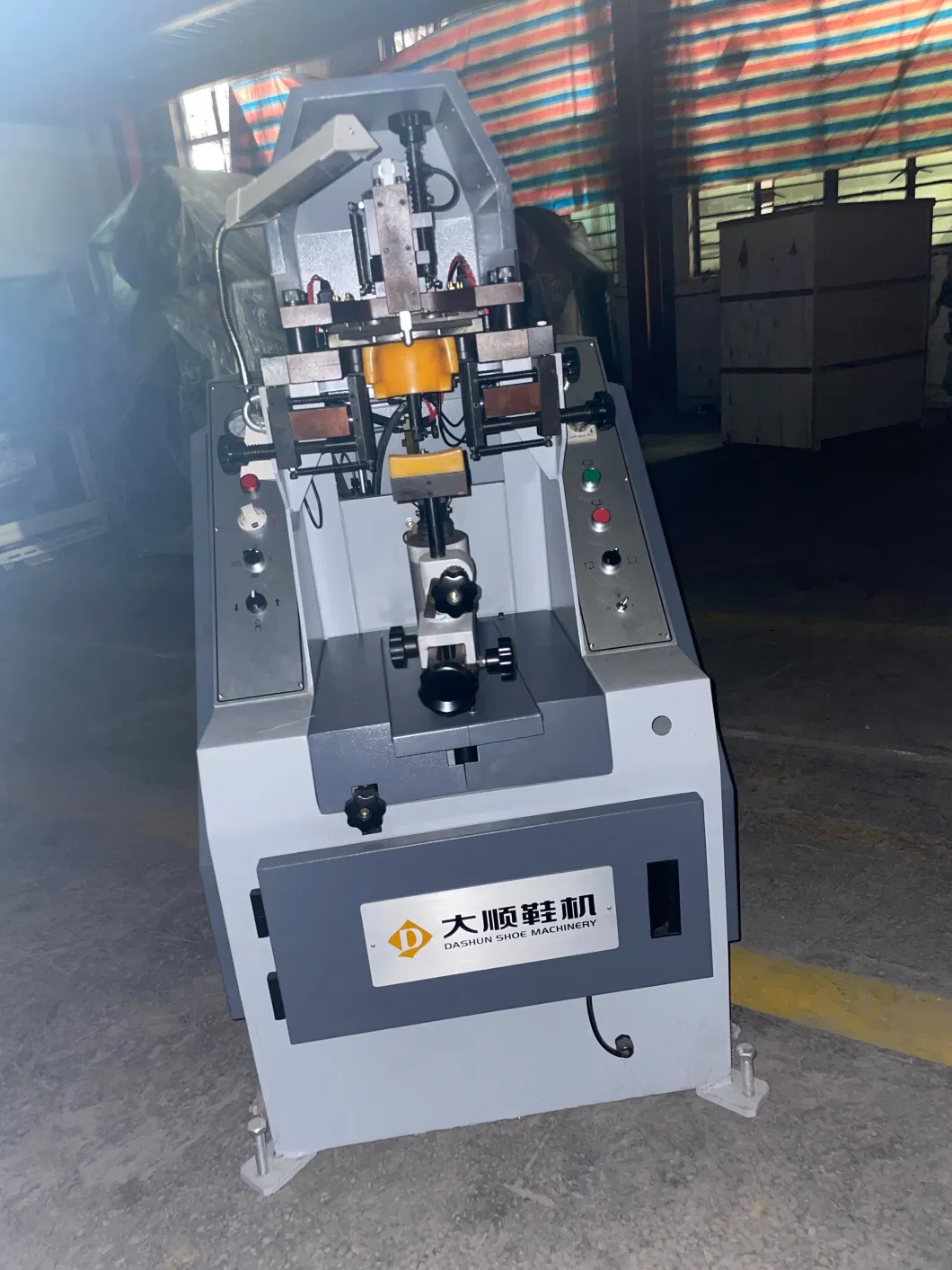 Ds-628b Automatic Backpart Counter Lasting Machine for Shoe