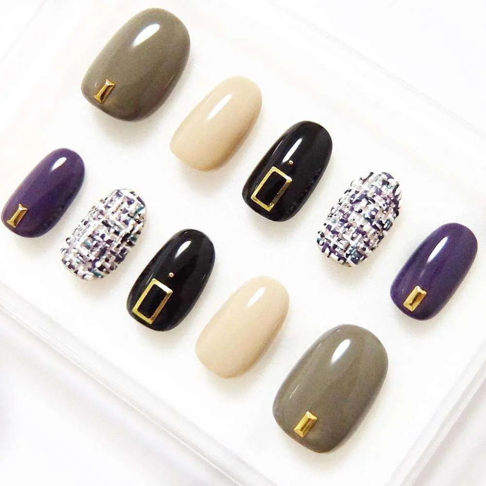 Short Fake Nail Set False Artificial Striped Lens Design Press Nail Tips Acrylic Fake Nails