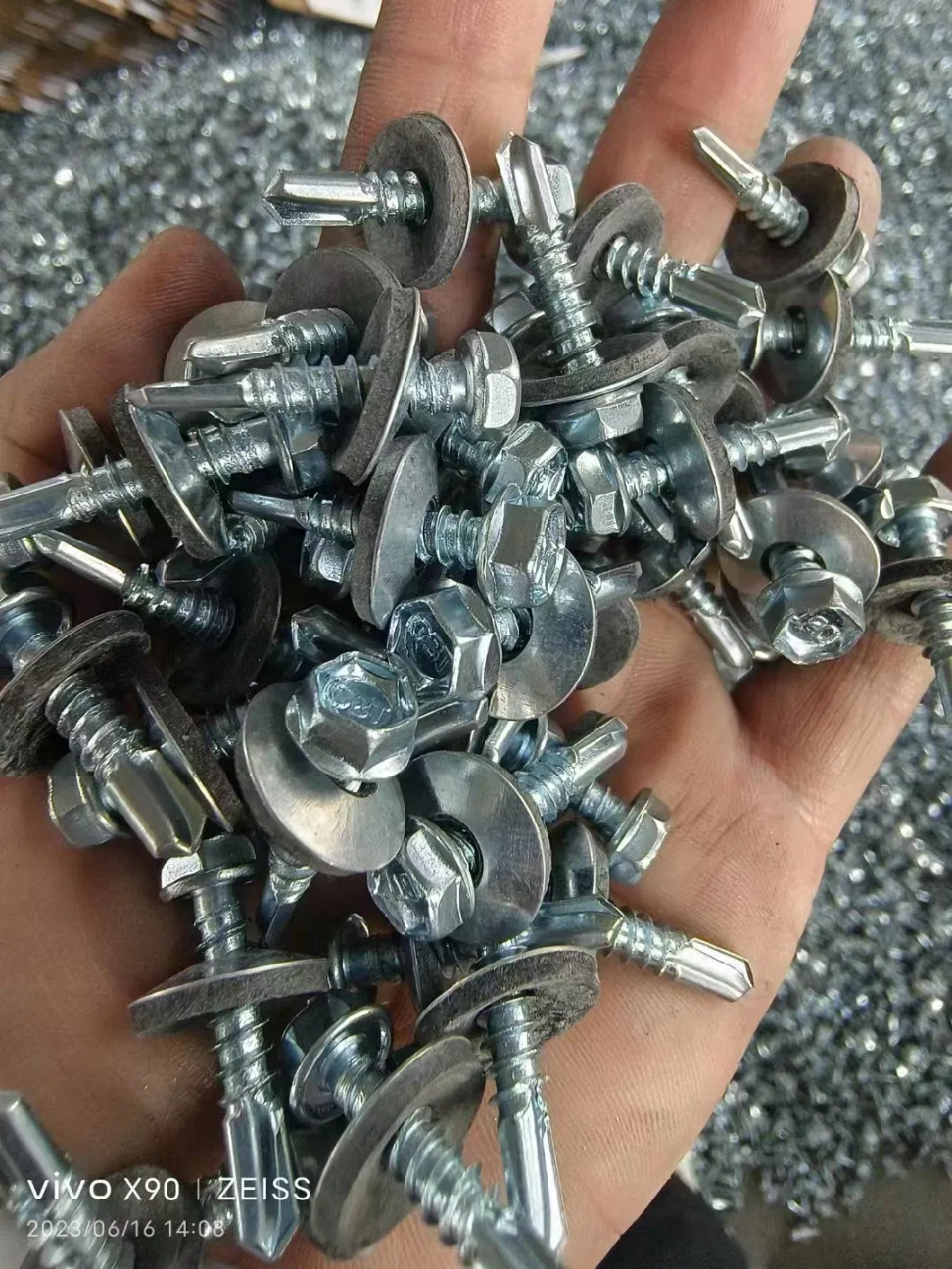 Machine Produce Metal Galvanized Hex Washer Head Self Drilling Screw Roofing Screws Tek