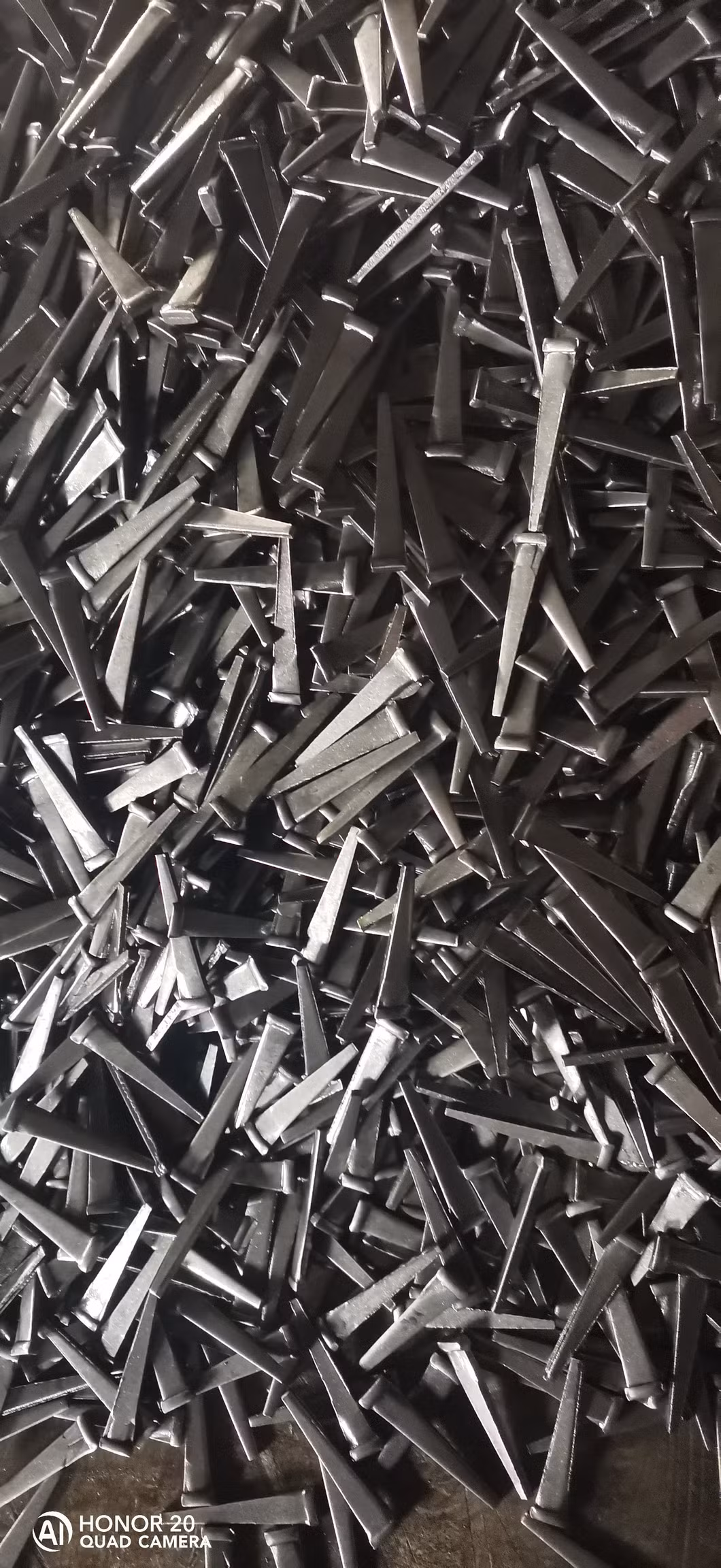 1 1/4 Inch to 4 Inch Cut Masonry Nails, No Middle Man