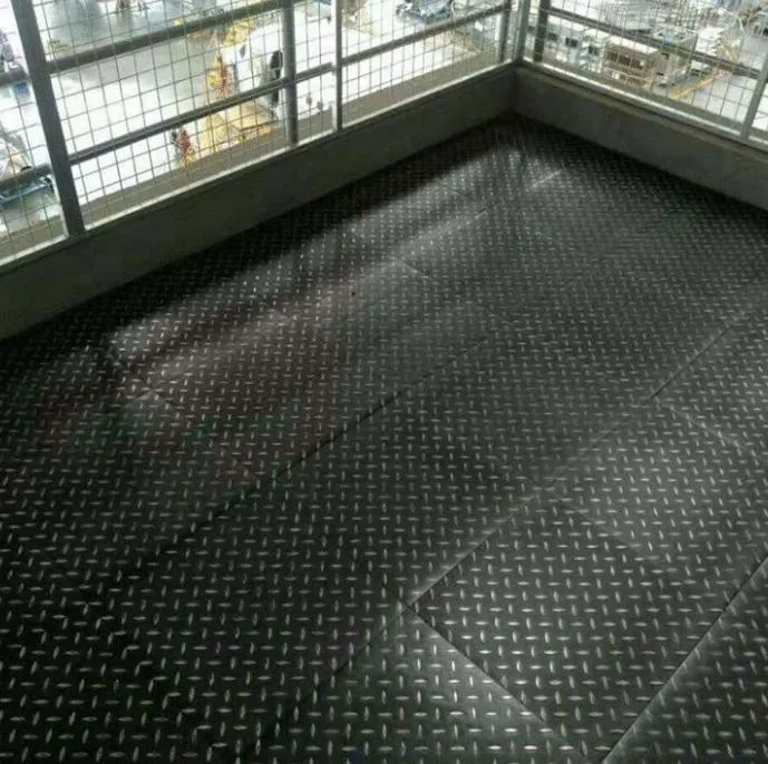 Anti-Slip Popular Steel Plate Grain PVC Vinyl Flooring for Bus Hospital Stairs Corridor Factory Warehouse Kitchen Bathroom