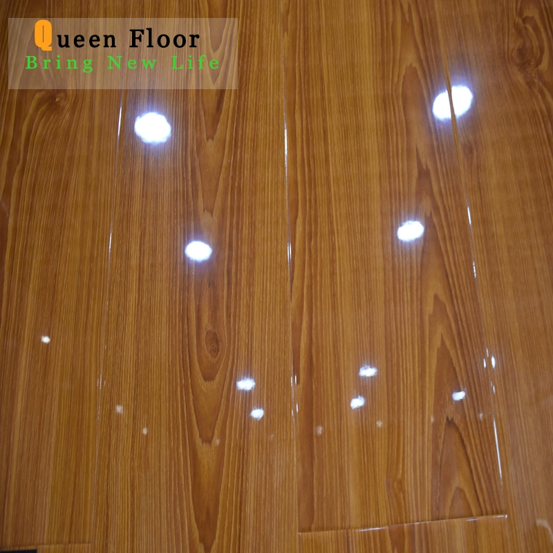 AC4 Euro Standard High Quality, China Manufacturer WPC PVC Plastic Wood Floor