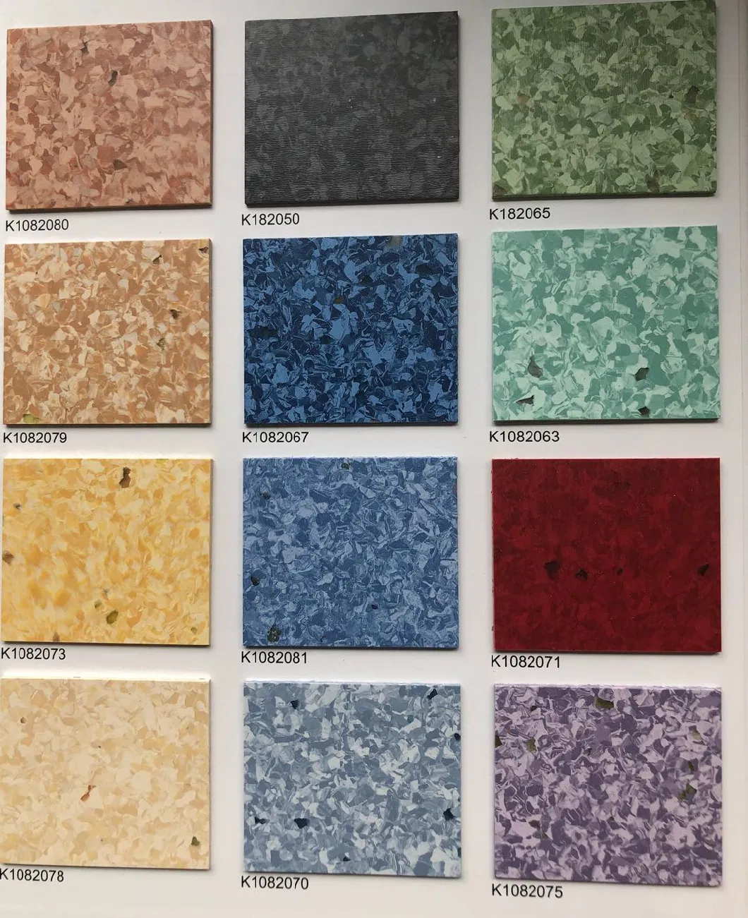 China Manufacturer Plastic Flooring 2mm Homogeneous Floor Vinyl for Hospital