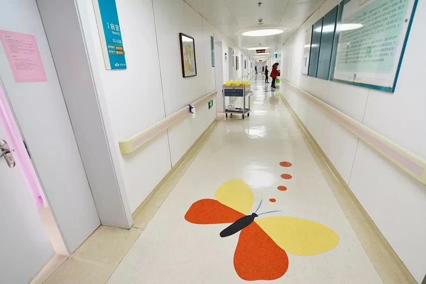 Non-Slip Factory Price Airport Hospital Floor Homogeneous PVC Vinyl Flooring