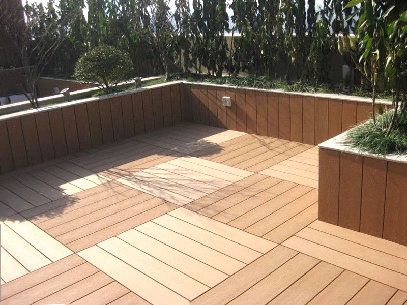 Wood Grain Surface New Popular Good Quality Waterproof and UV-Resistant Interlocking Click Composite Outdoor Wood Decking Tiles Wood Plastic Composite Tiles